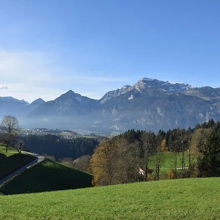 Tiroler Mit Panoramablick